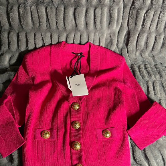 Balmain
Balmain Button Embellished Ribbed Cardigan - Picture 8 of 8